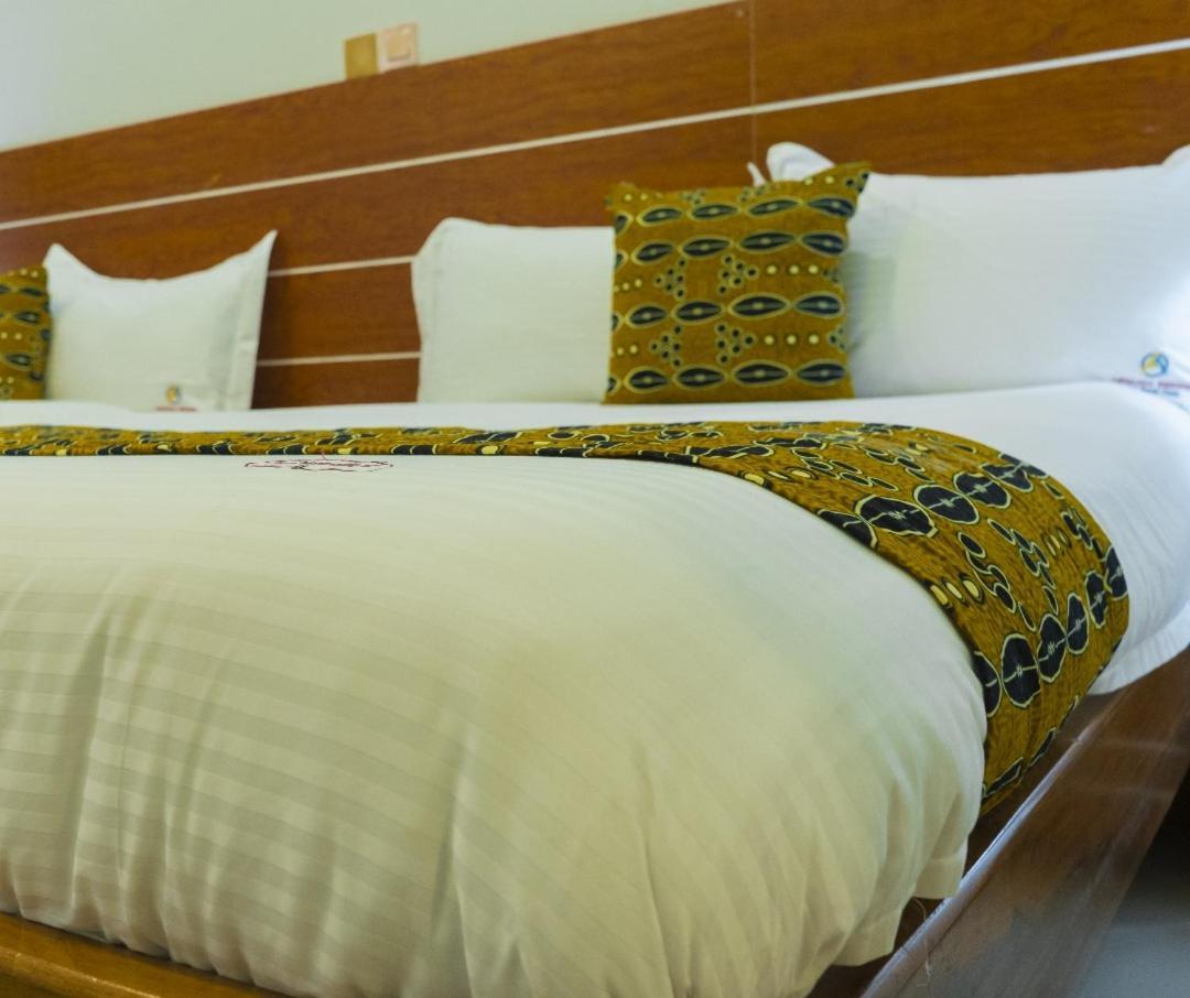 Ambrosia Heights Entebbe Hotel Exterior photo